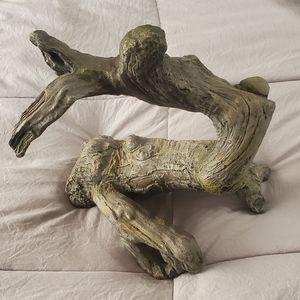 Thrive driftwood reptile decor